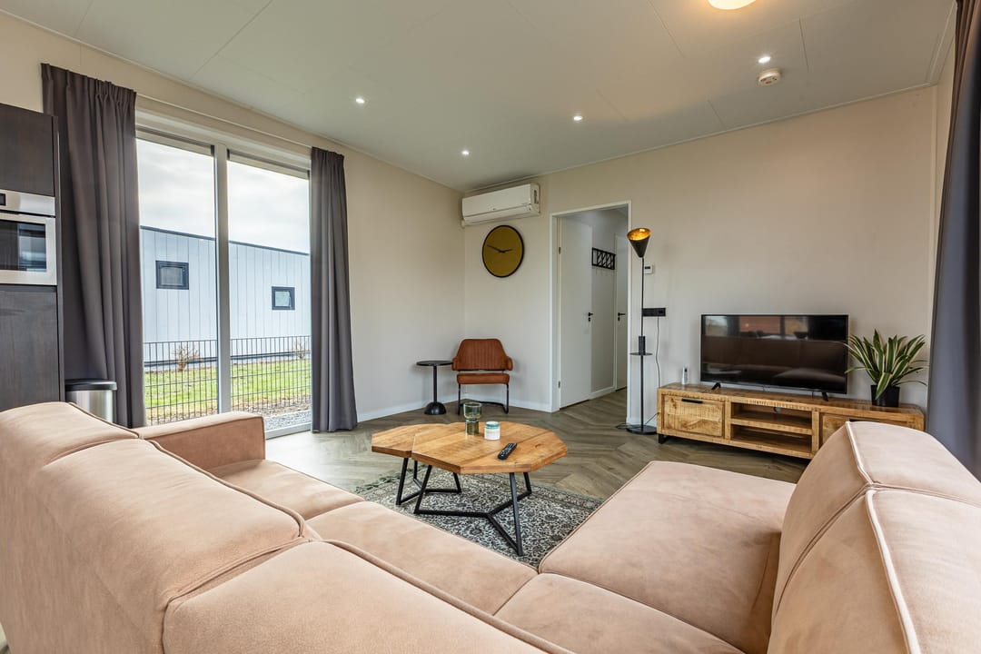 Foto 8 van Rijksstraatweg 186-117A