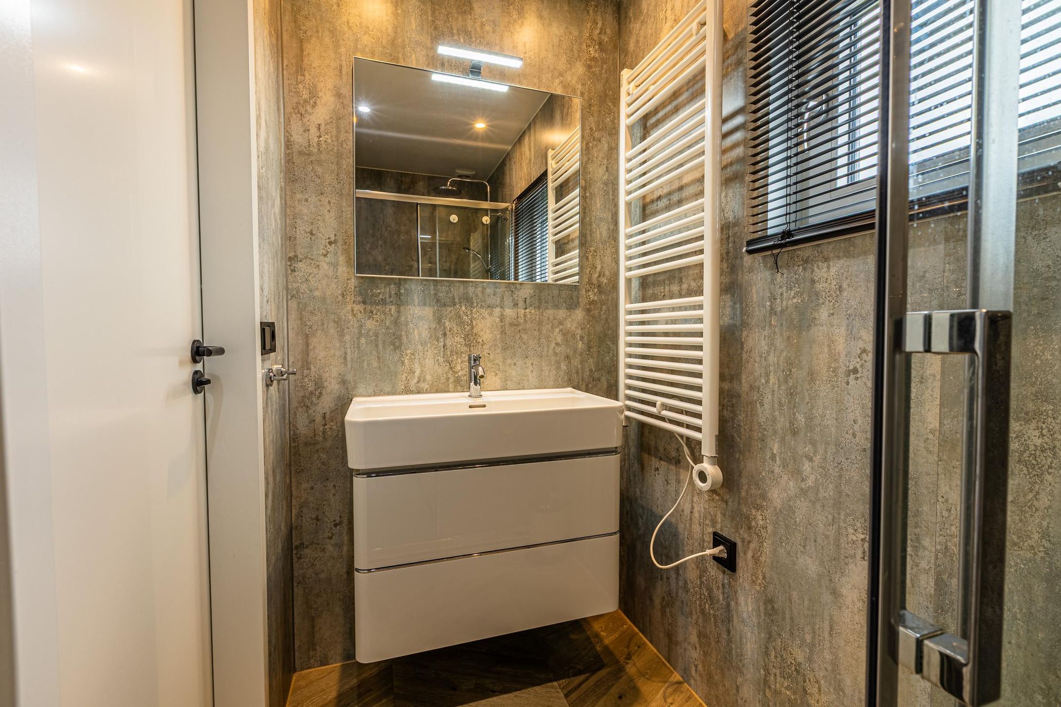 Foto 15 van Rijksstraatweg 186-117A