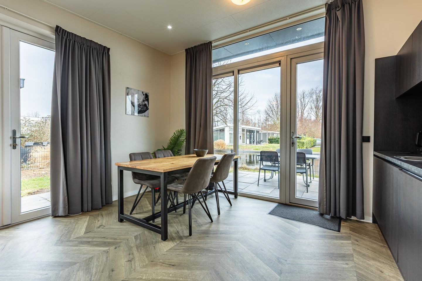 Foto 10 van Rijksstraatweg 186-117A