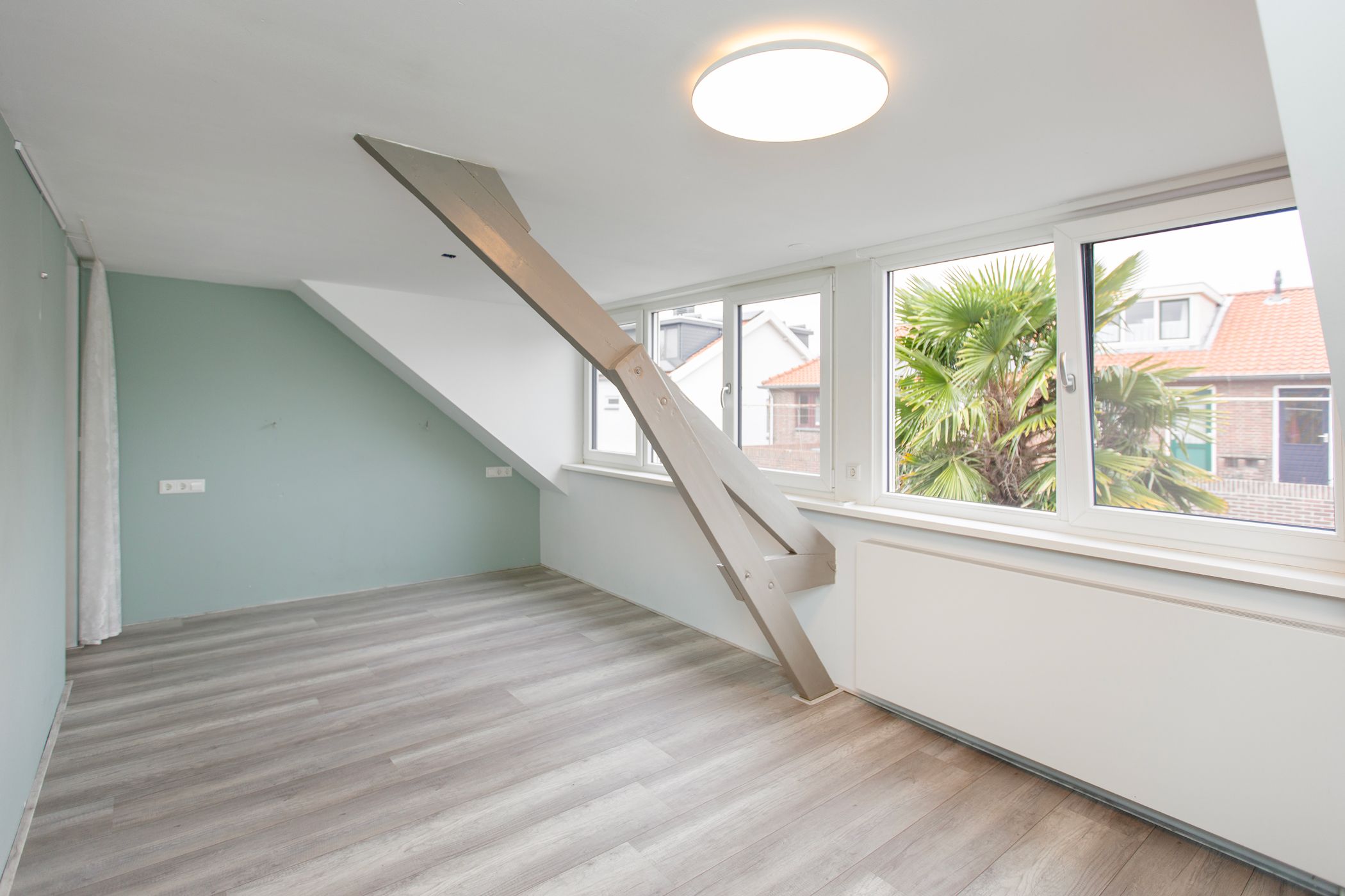 Photo 39 of Nassaustraat 20