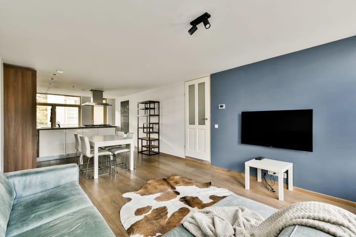 Photo 3 of Van Limburg Stirumplein 18-2