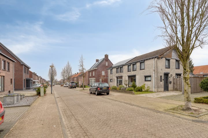 Foto 27 van Beukenlaan 26