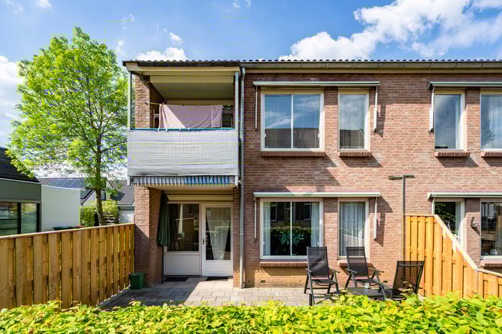 Photo 2 of Sint Antoniastraat 48