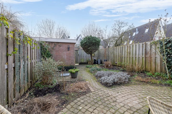 Photo 38 of Buitenhof 18