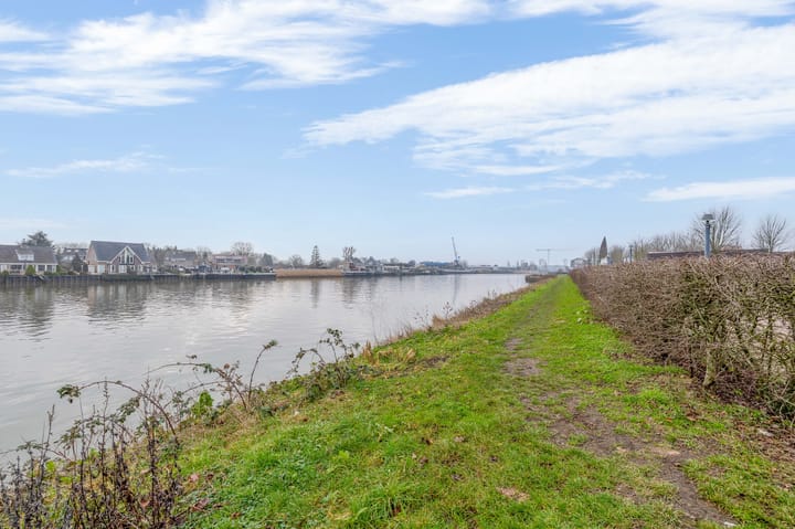 Photo 46 of Buitenhof 18