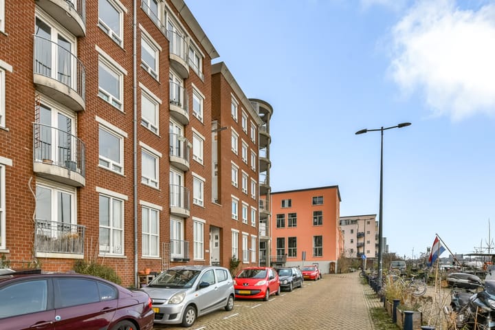 Photo 3 of Barcelonaplein 145