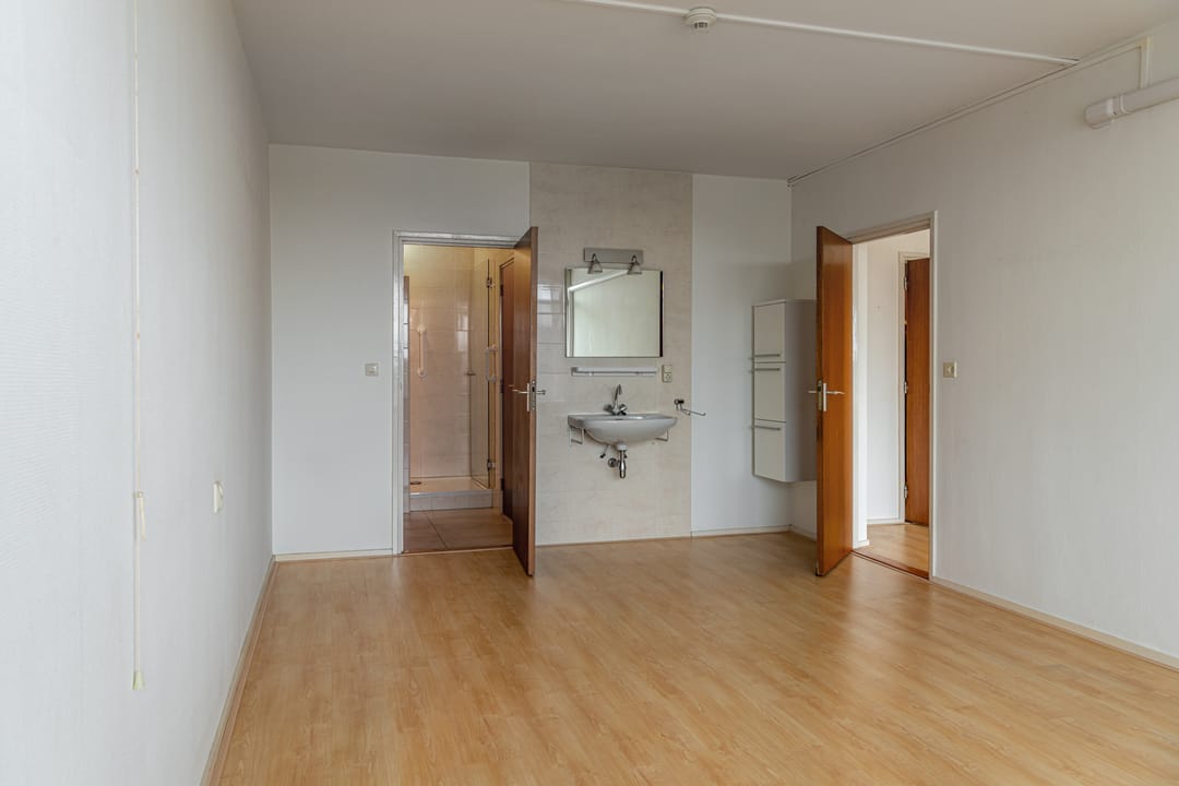 Photo 13 of Burgemeester Wuiteweg 223