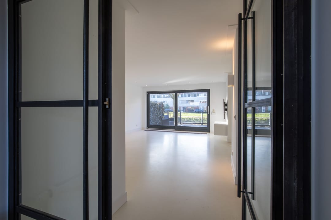 Foto 7 van Purperreiger 60