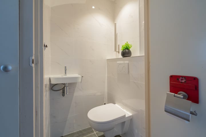 Photo 9 of Clovisstraat 23