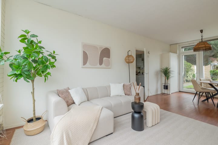 Photo 15 of Clovisstraat 23