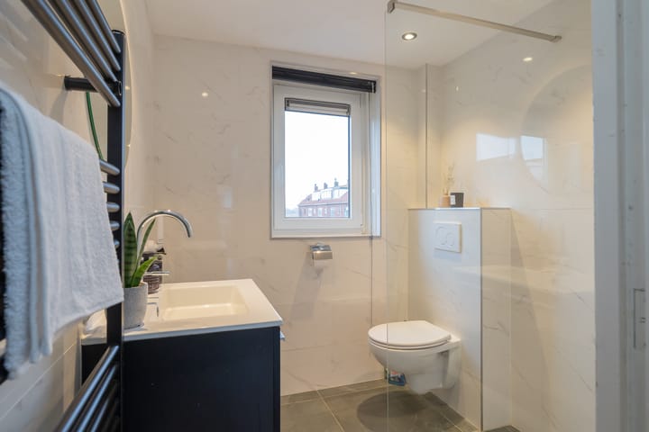 Photo 30 of Clovisstraat 23