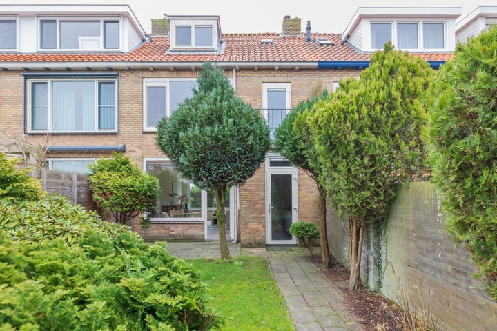 Photo 41 of Clovisstraat 23