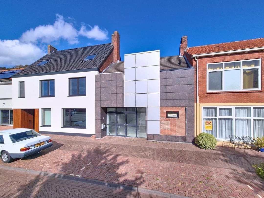 Photo 1 of Dorpsplein 29