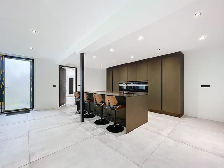 Foto 7 van Dorpsplein 29