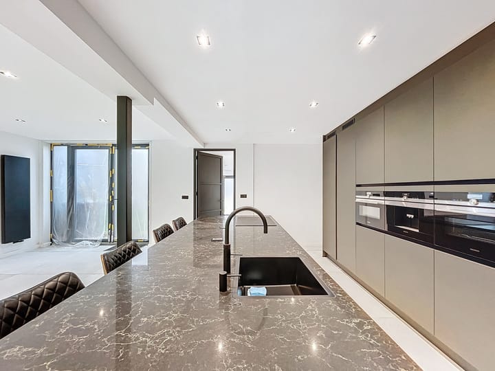 Foto 11 van Dorpsplein 29