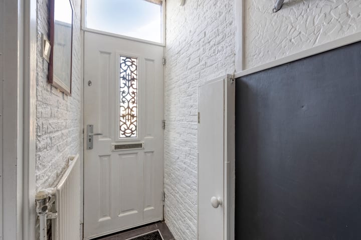 Photo 5 of Adriaan van Altenastraat 28