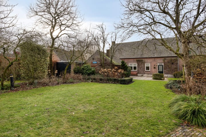 Photo 5 of Pastoor Castelijnsstraat 33