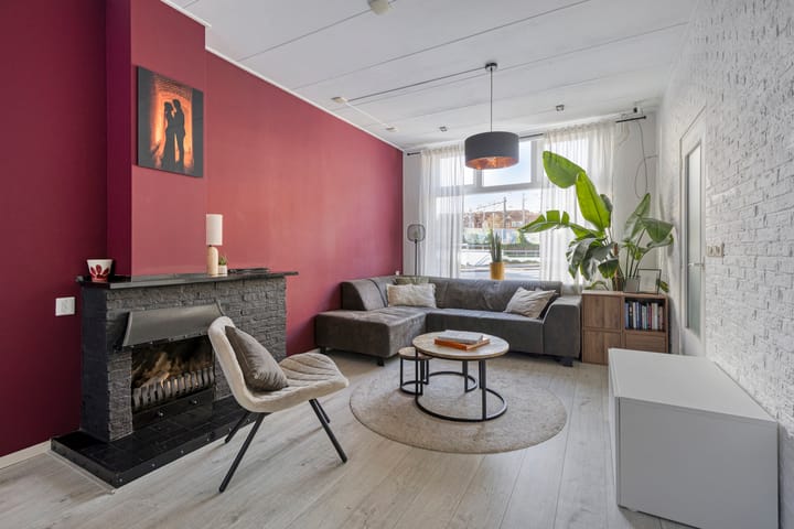 Photo 8 of Adriaan van Altenastraat 28