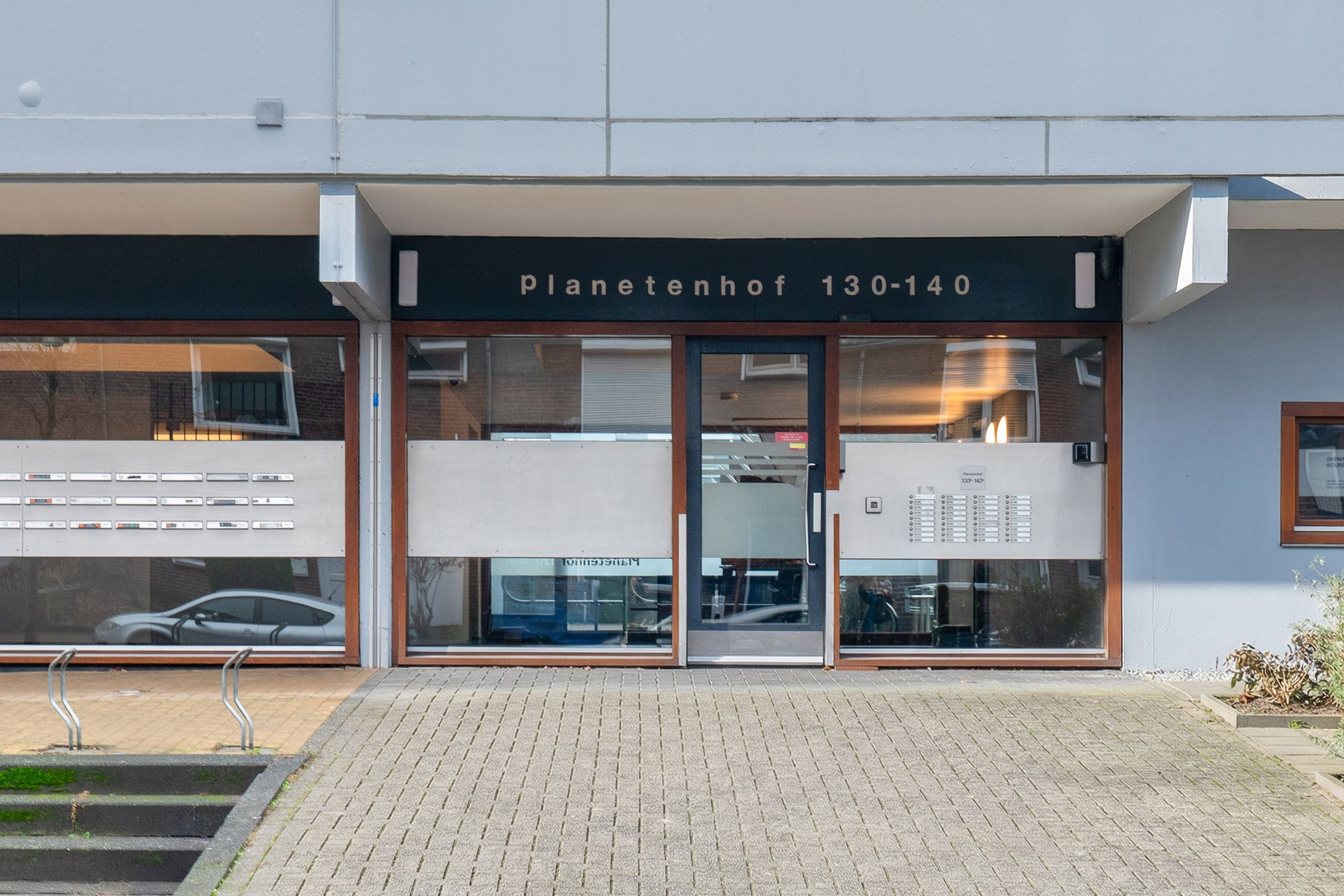 Foto 3 van Planetenhof 136-F