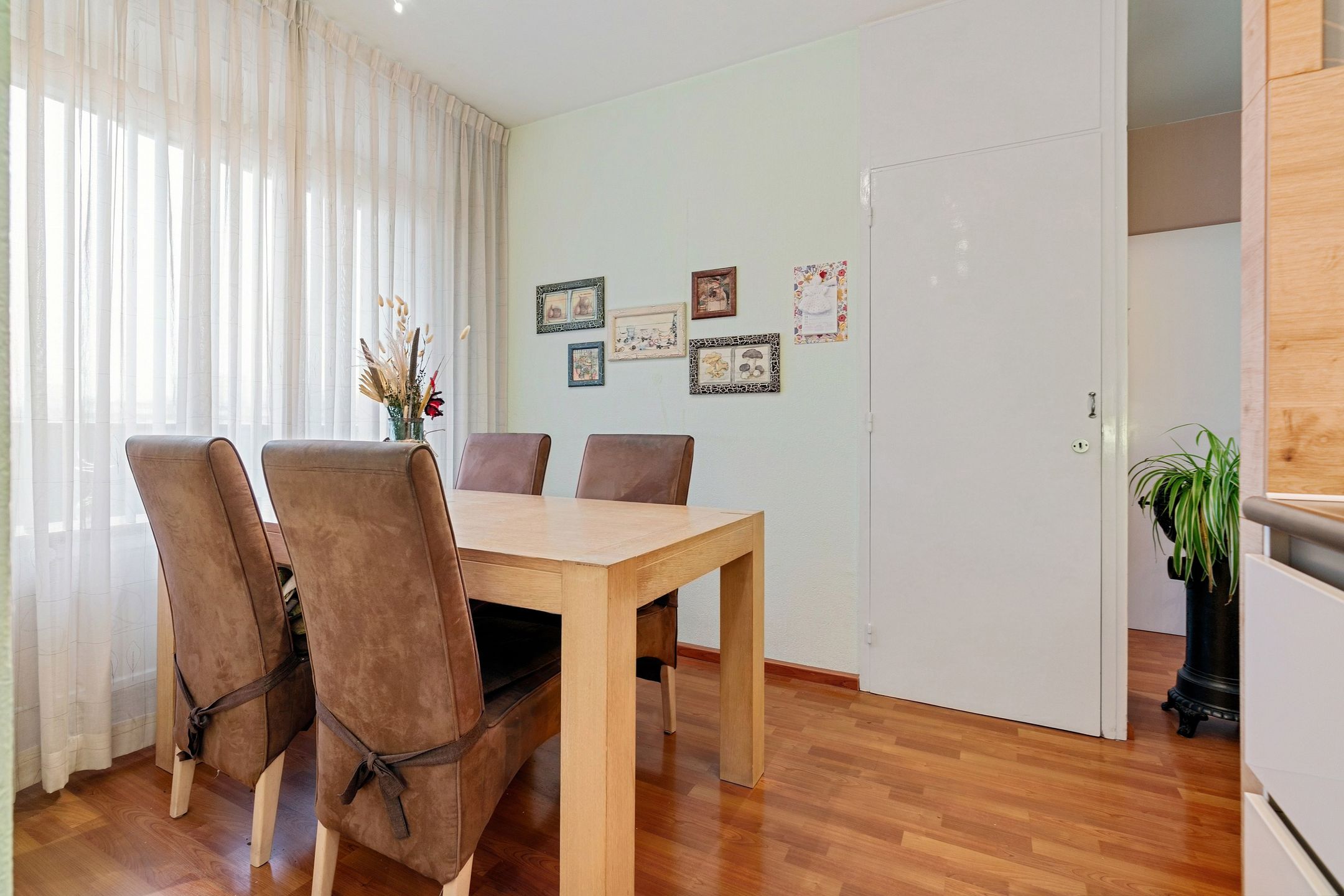 Foto 12 van Planetenhof 136-F