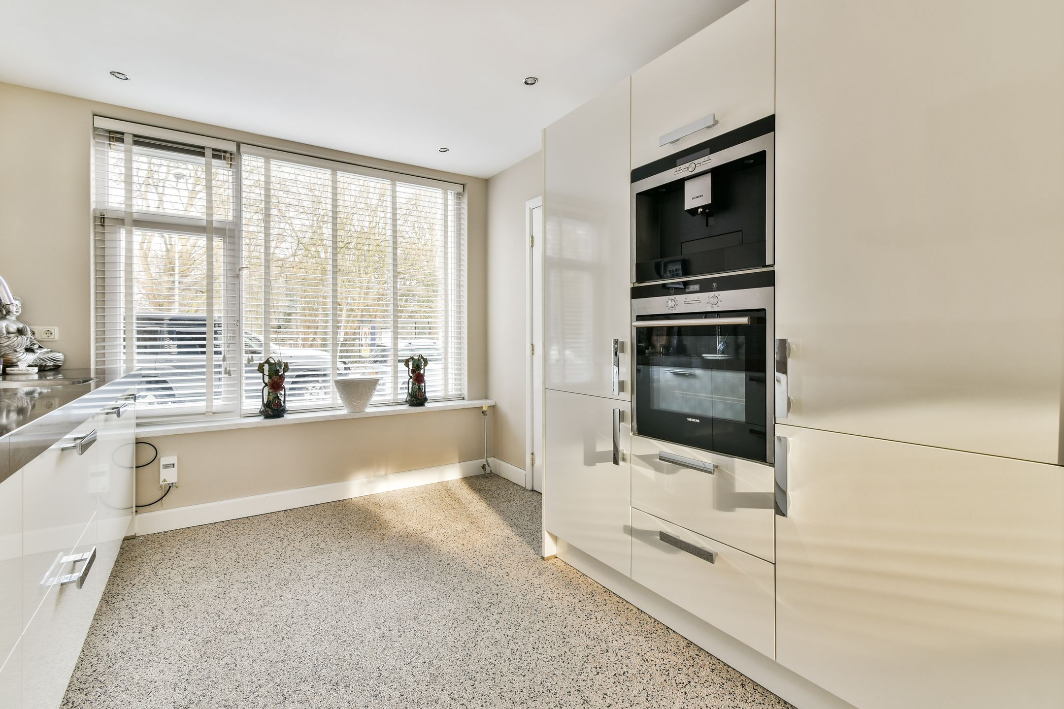 Foto 6 van Vlaardingerdijk 15-B