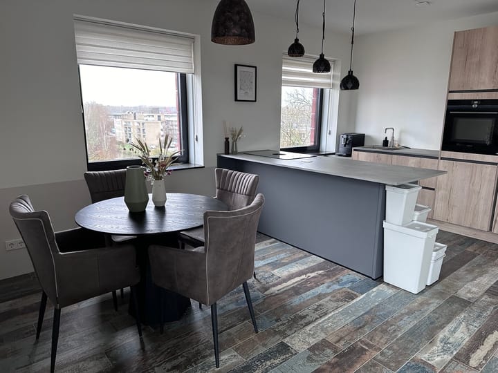 Photo 5 of Van Esveldstraat 31-36