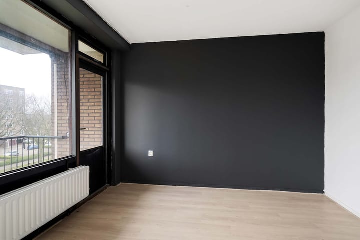 Photo 10 of Jacob van Ruysdaelstraat 48