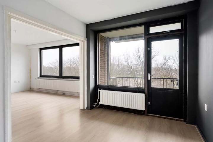 Photo 11 of Jacob van Ruysdaelstraat 48