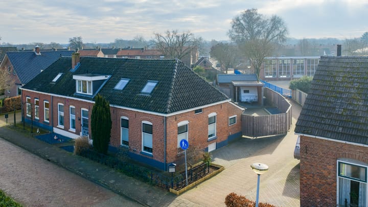 Foto 26 van Parallelweg 9