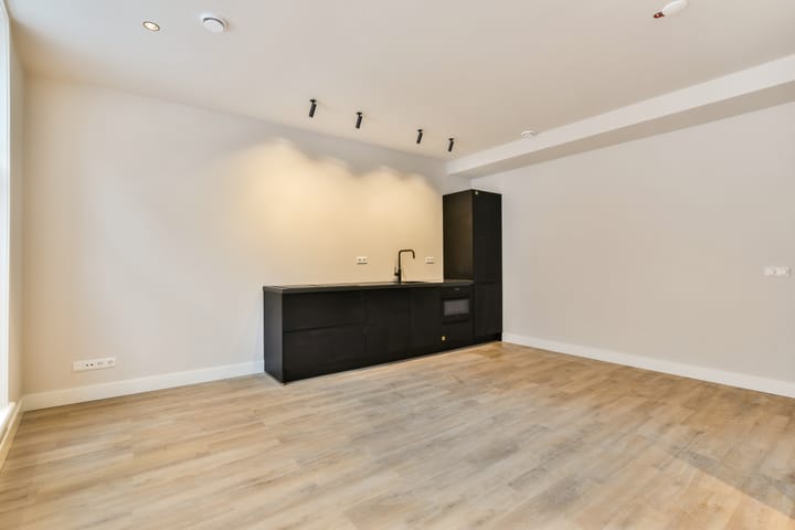 Foto 5 van Tweede Van der Helststraat 1-HR