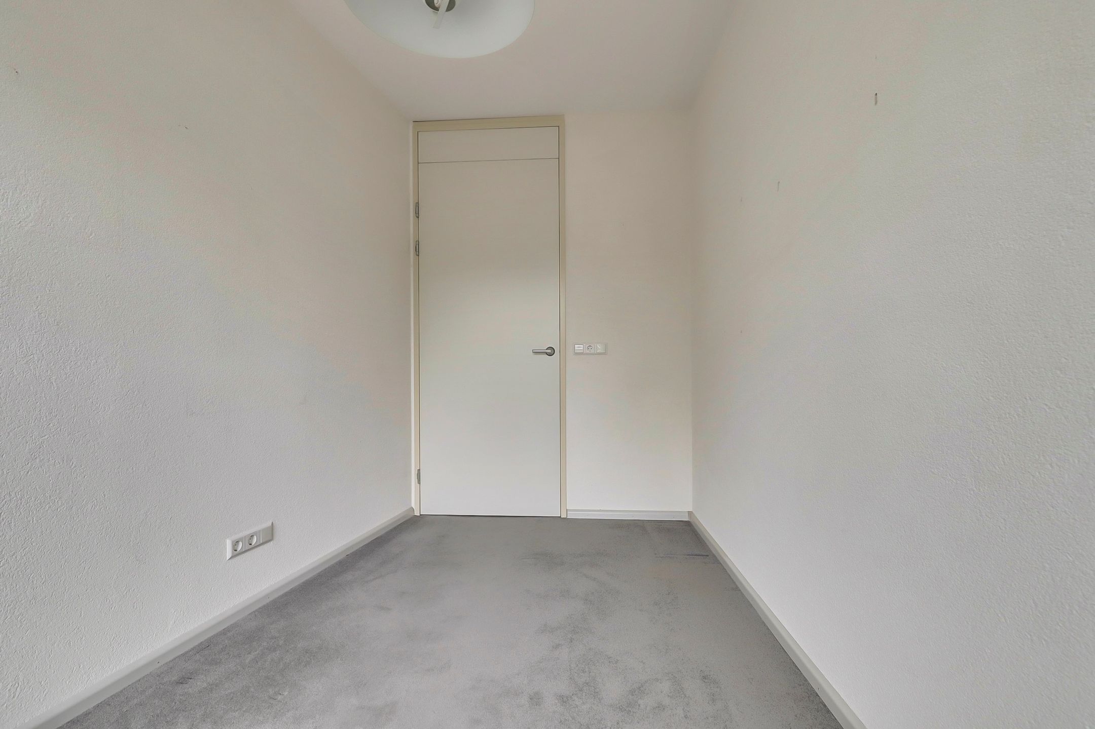 Foto 15 van Raesbergenstraat 31