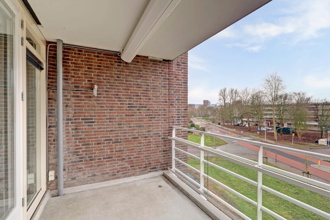 Foto 28 van Raesbergenstraat 31