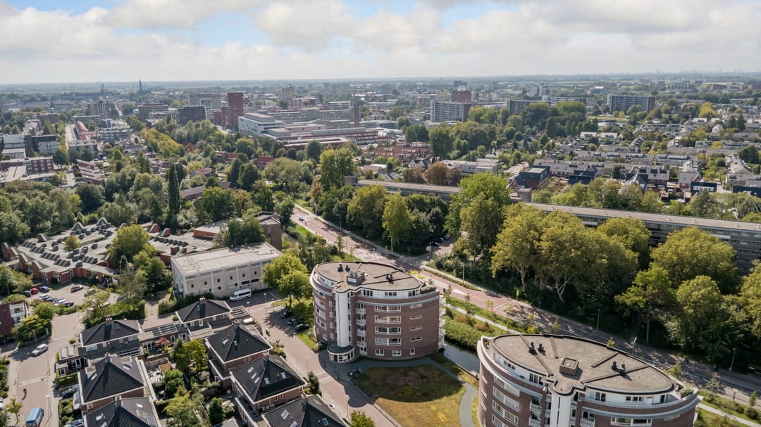 Foto 32 van Raesbergenstraat 31