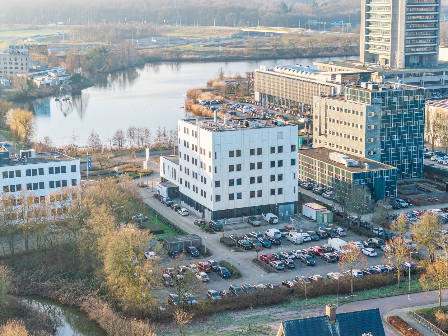 Bekijk foto 2 van Pettelaarpark 10-15