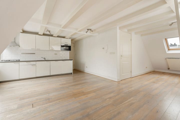 Foto 2 van Jan Bernardusstraat 26-4