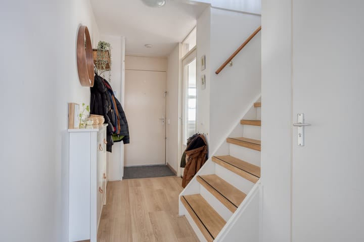 Photo 8 of Jacques Tatilaan 47