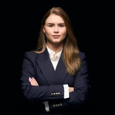 Sanne van Essen - Commercieel Medewerker