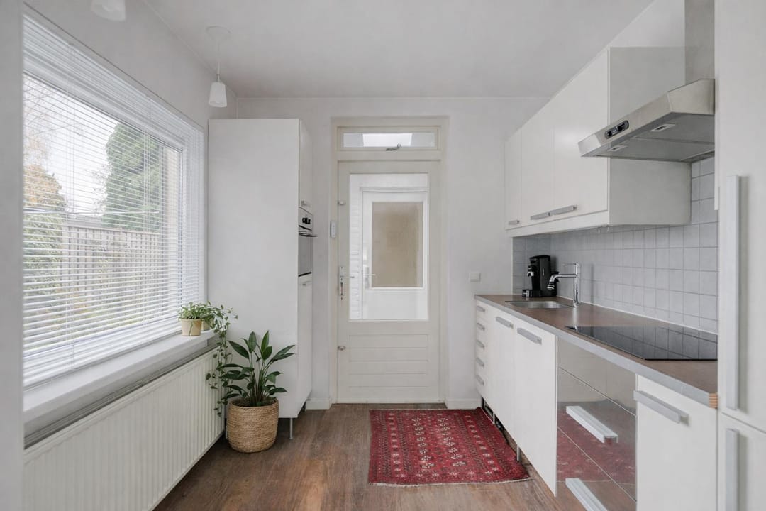 Photo 8 of Jasmijnstraat 11