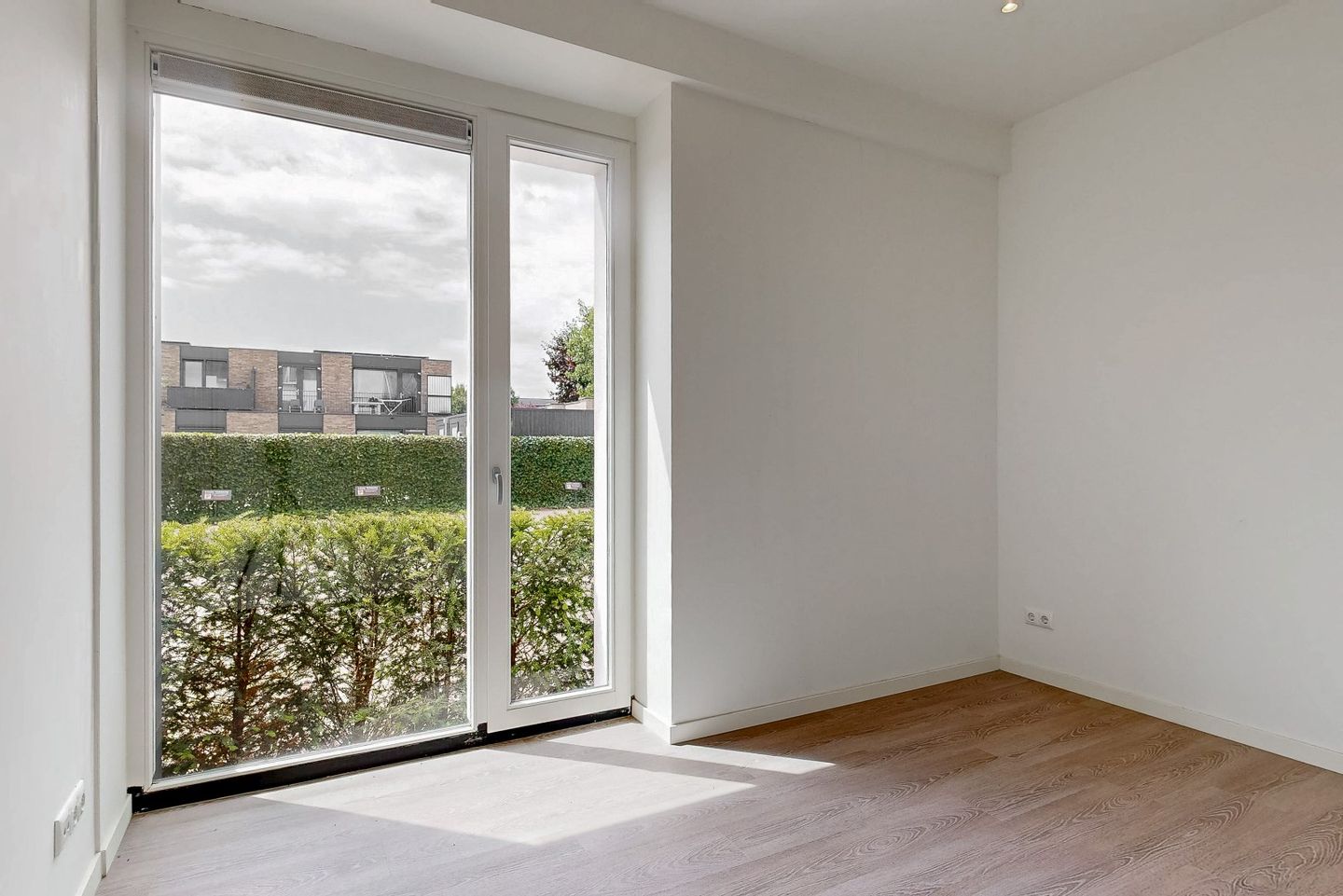 Foto 10 van Julianalaan 15-A4