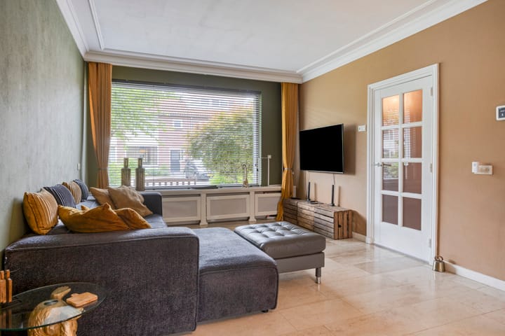 Photo 2 of Prelaat van Dinterstraat 64