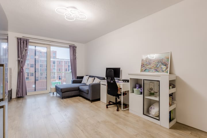 Photo 13 of Vurehout 49