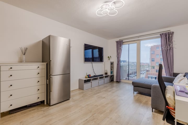 Photo 14 of Vurehout 49