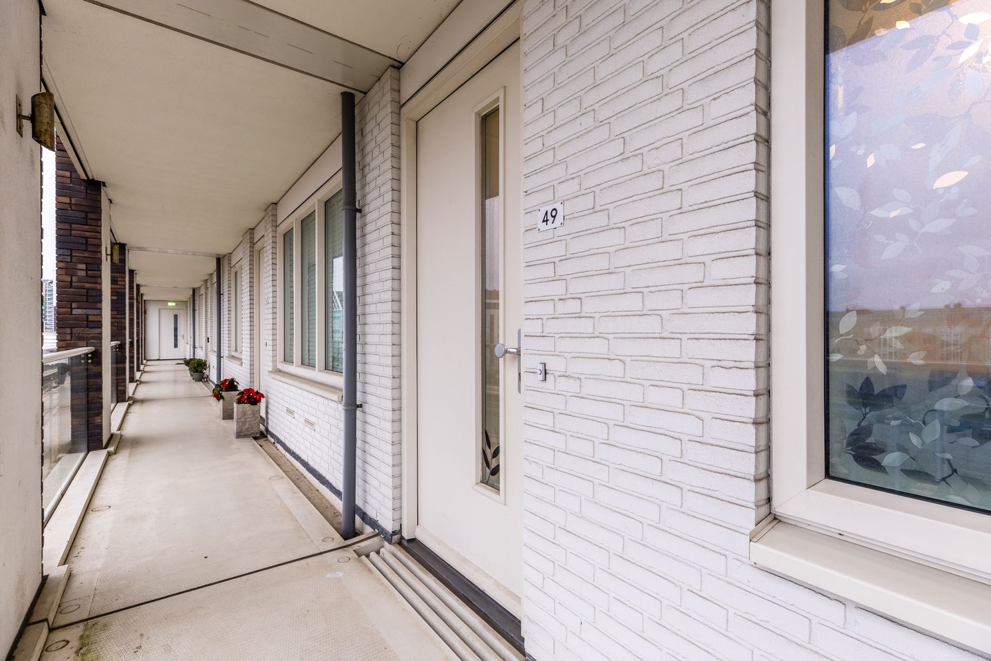 Photo 10 of Vurehout 49