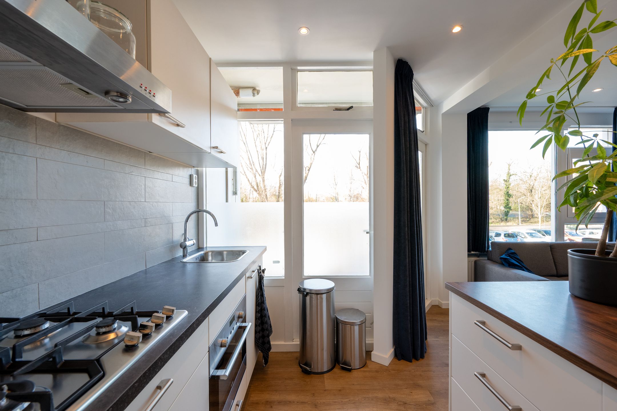 Foto 3 van Van Leeuwenhoekstraat 5-0010