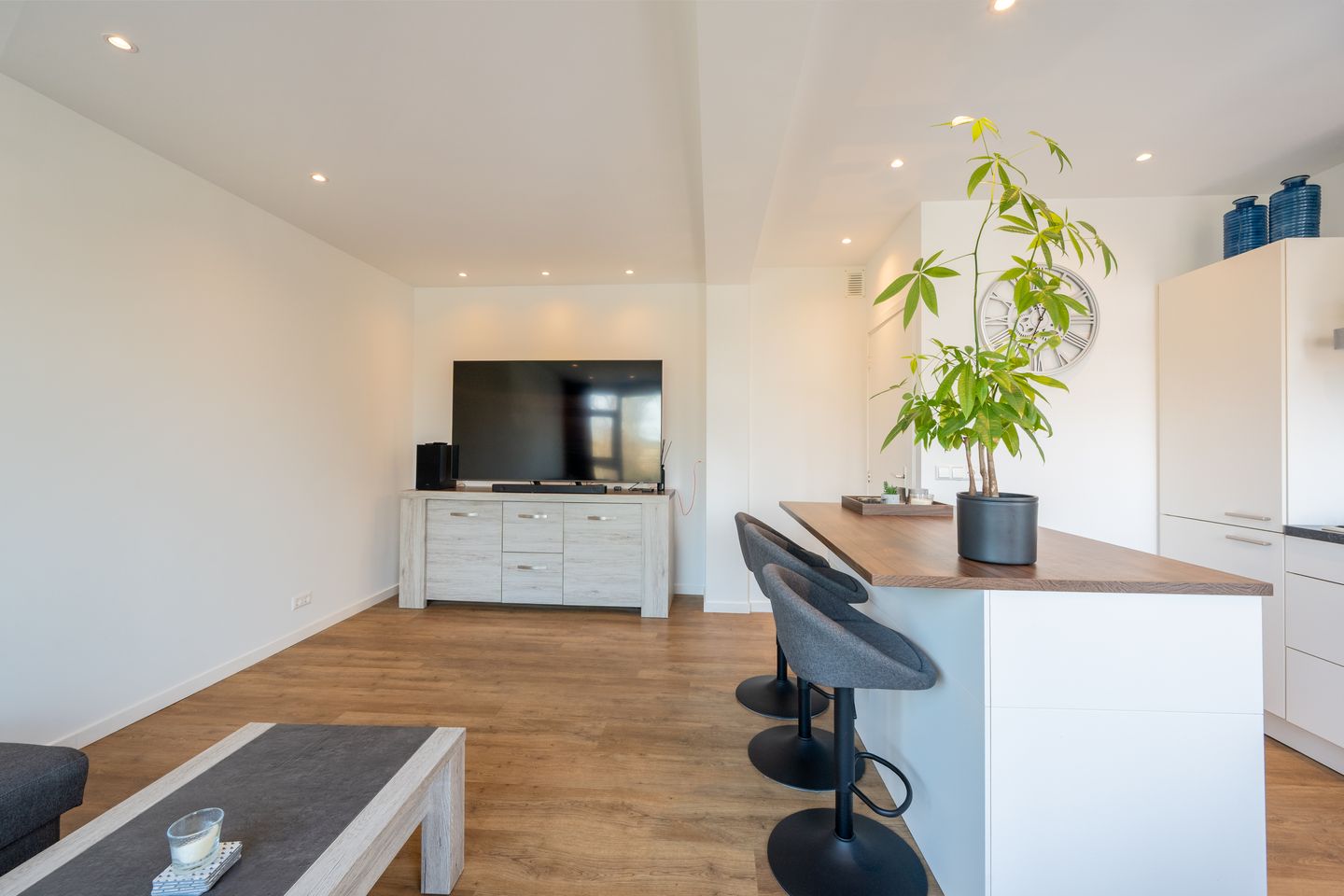 Foto 5 van Van Leeuwenhoekstraat 5-0010