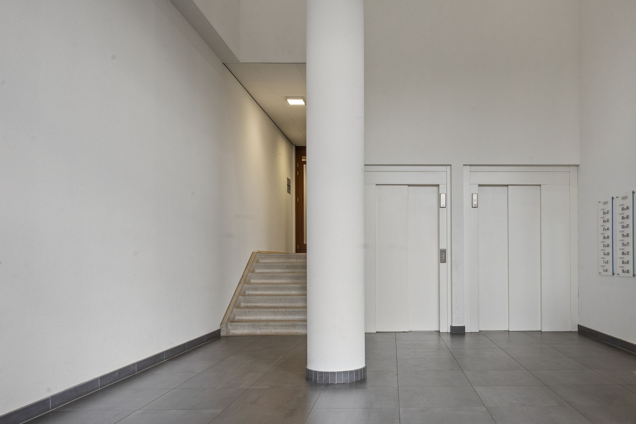 Foto 24 van Hofplein 56