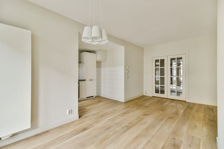 Photo 6 of Kanaalstraat 57-1