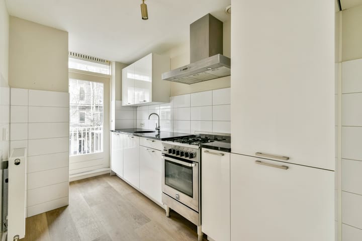 Photo 8 of Kanaalstraat 57-1