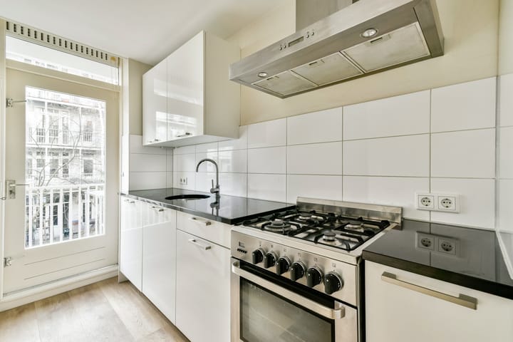 Photo 9 of Kanaalstraat 57-1