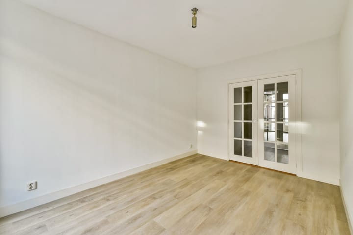 Photo 22 of Kanaalstraat 57-1